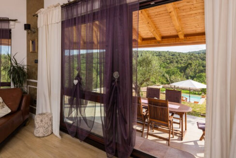 Tropisch anmutende Villa in der Nähe des Nationalparks Krka