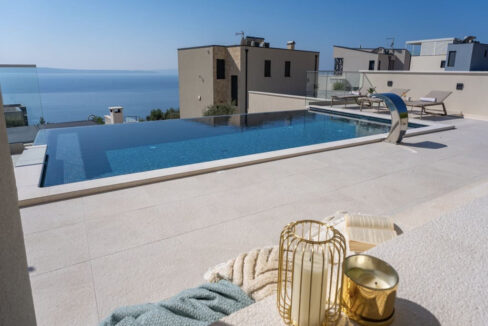 Moderne Villa in Split, Podstrana