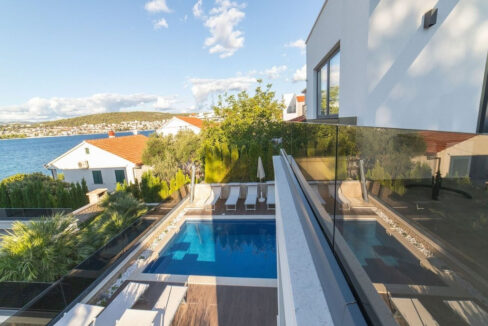 Städtische Villa auf einer bezaubernden Insel Ciovo, Region Split