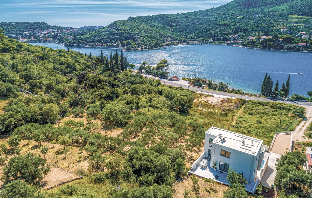 Weiße Villa am Meer mit extra Grundstück - Dubrovnik