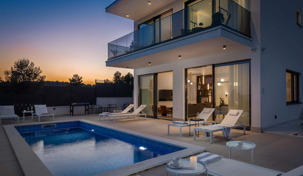 Exklusive Villa mit Meerblick Okrug Gornji