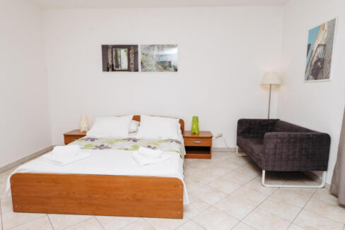 Grundstücke am Meer Tribunj