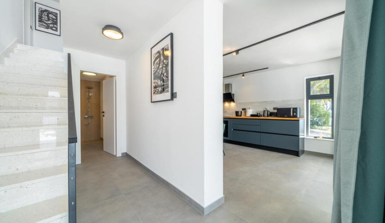 Villa aus Stein direkt am Meer auf der Insel Brac