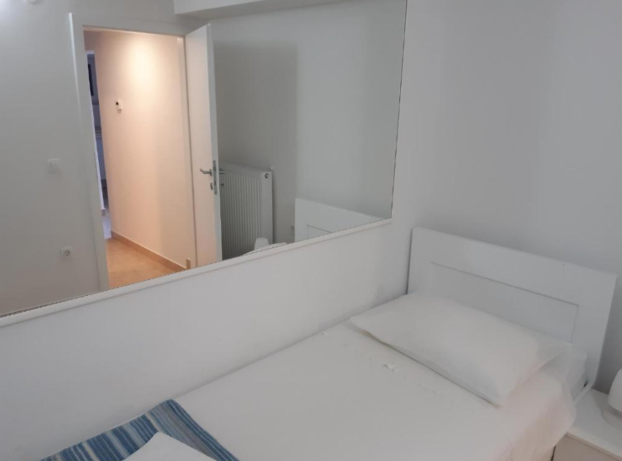 Haus am Meer in der Nähe von Šibenik