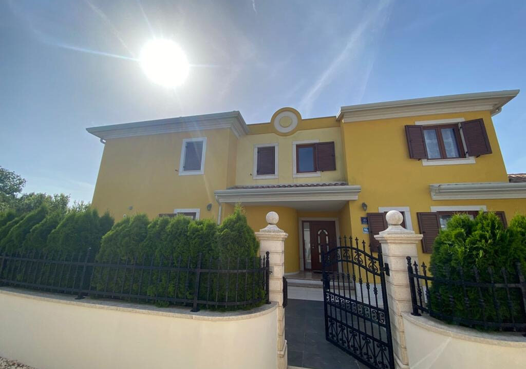 Haus zu verkaufen in Pula Region