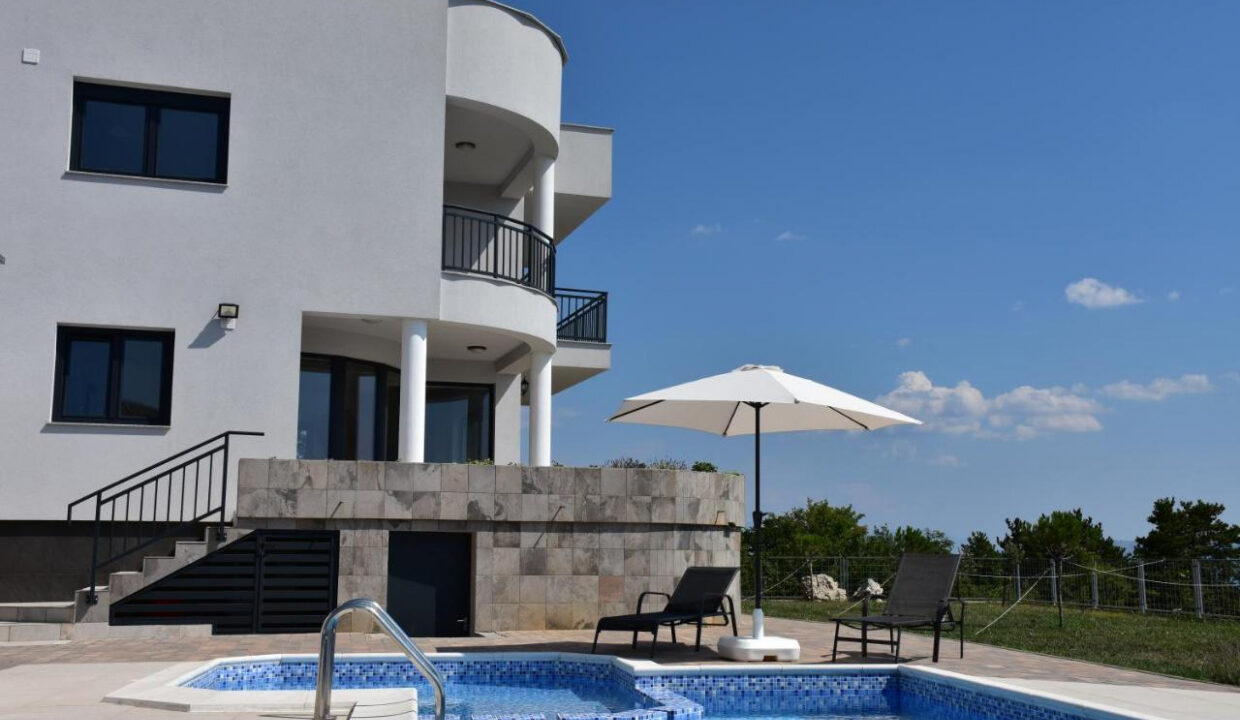 Grundstück mit Meerblick in Crikvenica