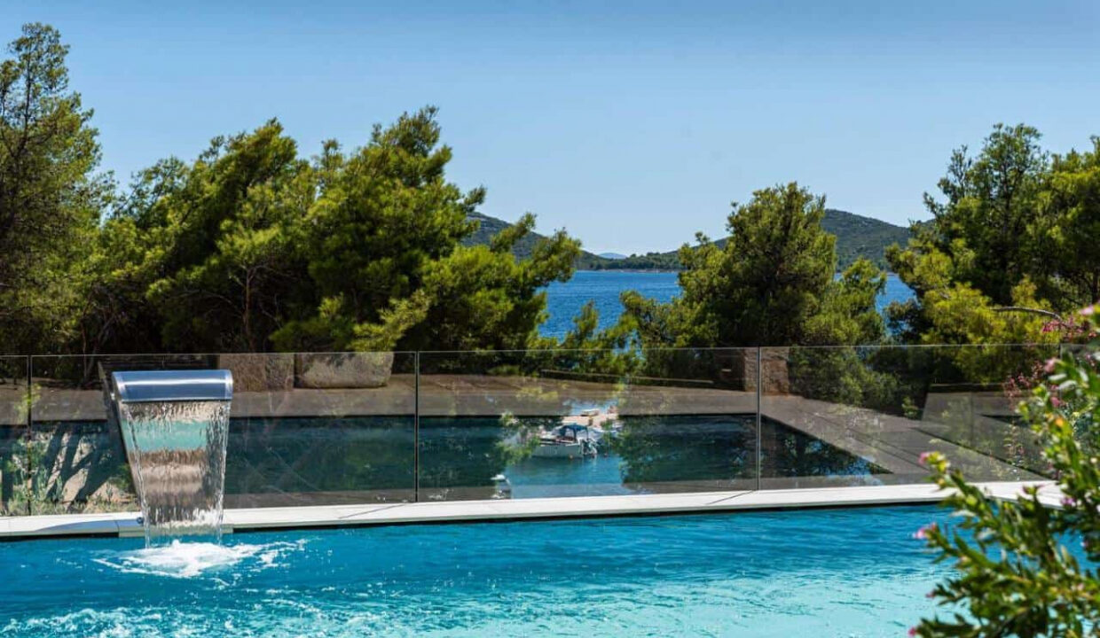 Erstaunliches Haus bei Pakostane