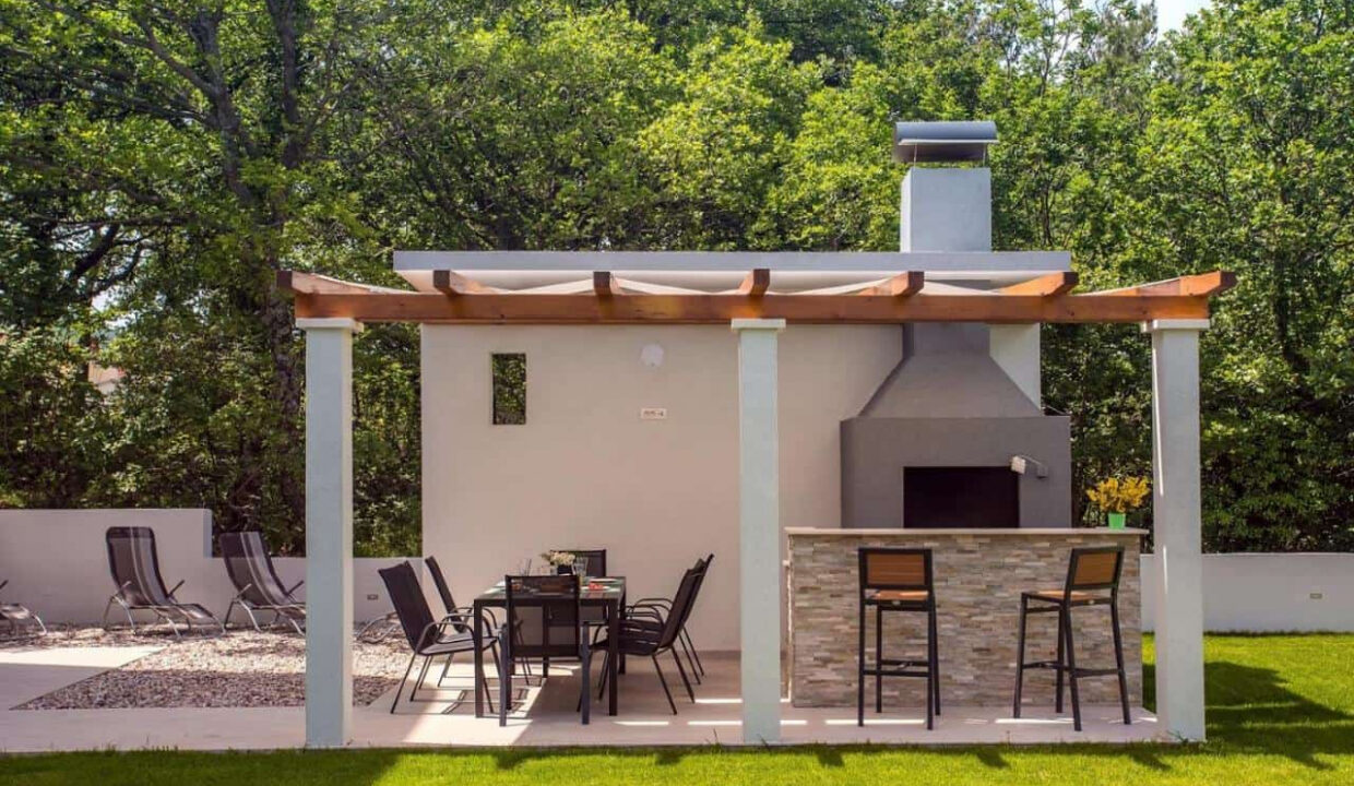 Modernes Haus in der Region Omis