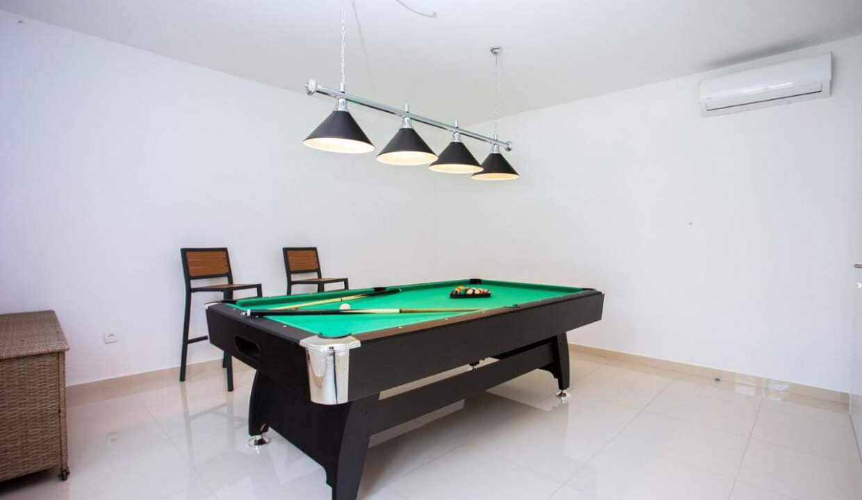 Modernes Haus in der Region Omis