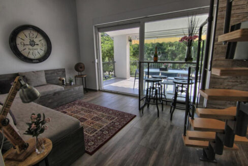 Grundstück am Meer Pakostane