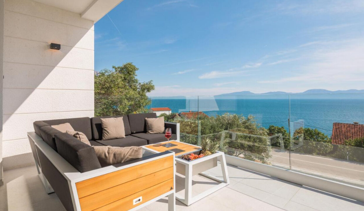 Erstaunliche Villa mit Meerblick