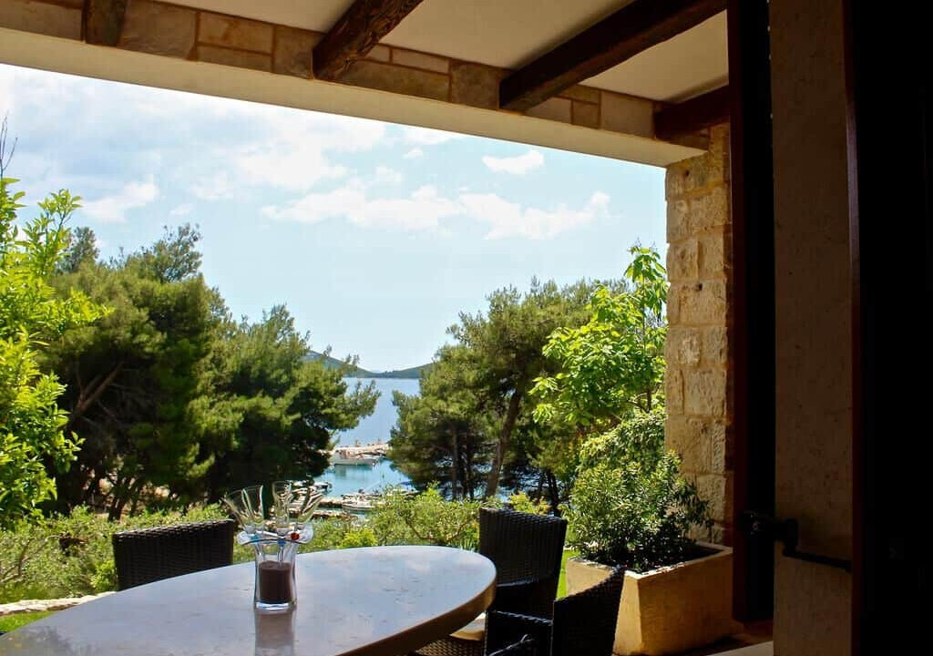 Erstaunliches Haus bei Pakostane