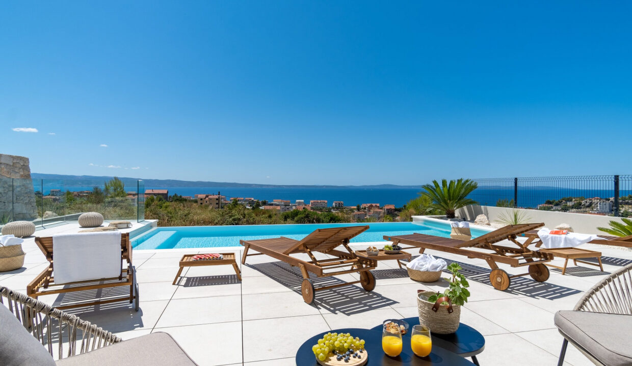 Ausgezeichnete neue Villa in Split
