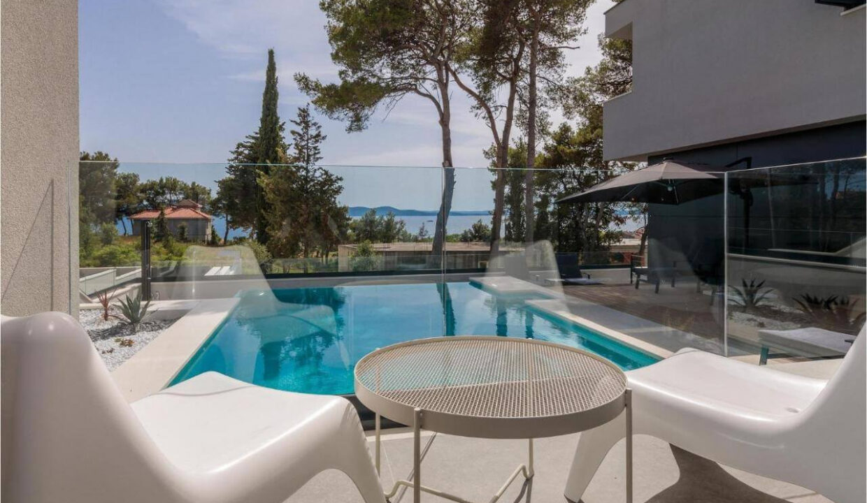 Wunderschöne Villa mit Meerblick in der Nähe von Zadar
