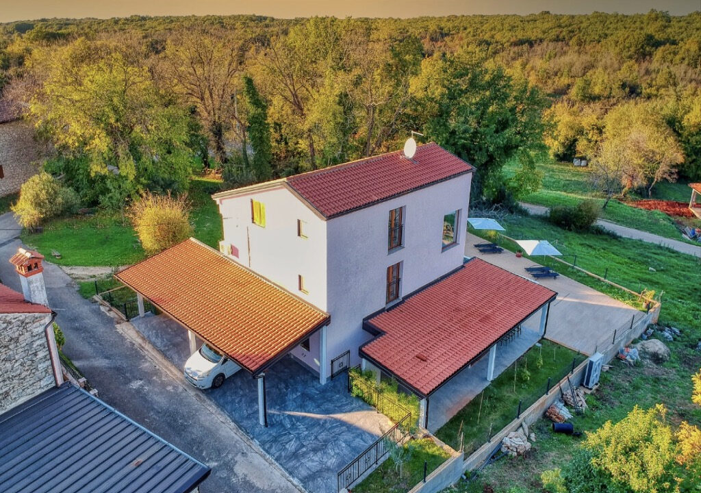 Haus in Buroli, Region Umag