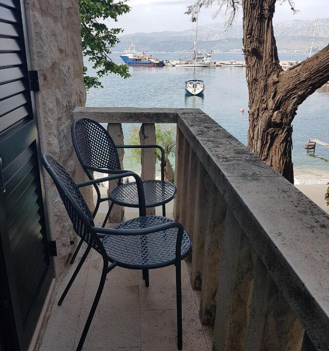 Hotel am Meer auf der Insel Bra?