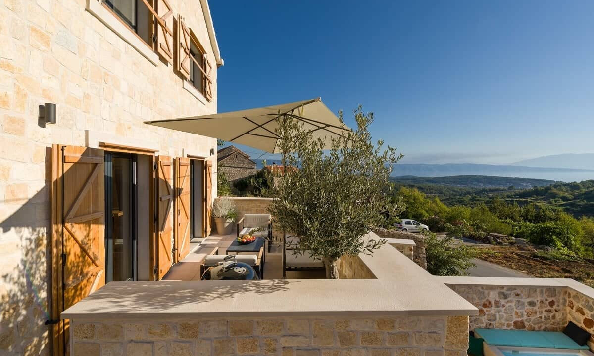 Erstaunliches Steinhaus auf der Insel Hvar